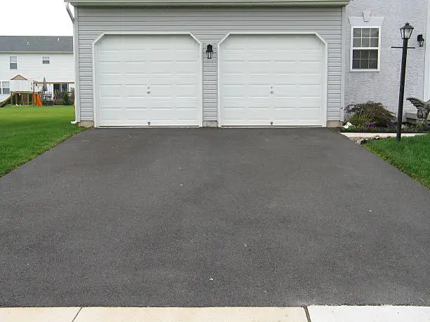 Driveway in front of house in Lapeer, MI