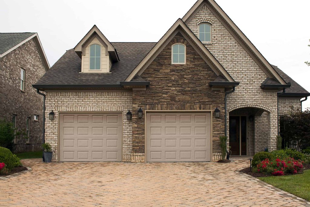 Garage Doors Commerce