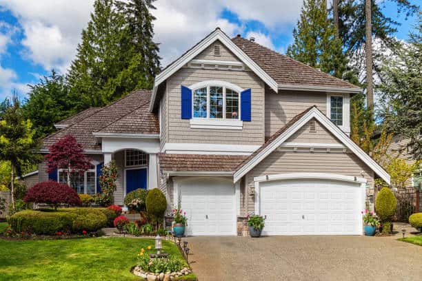 Photo of a modern suburban home exterior