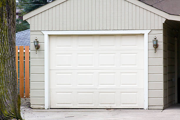 Single garage door.